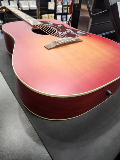 Store Special Product - Gibson - MCSSHBSPCVCS